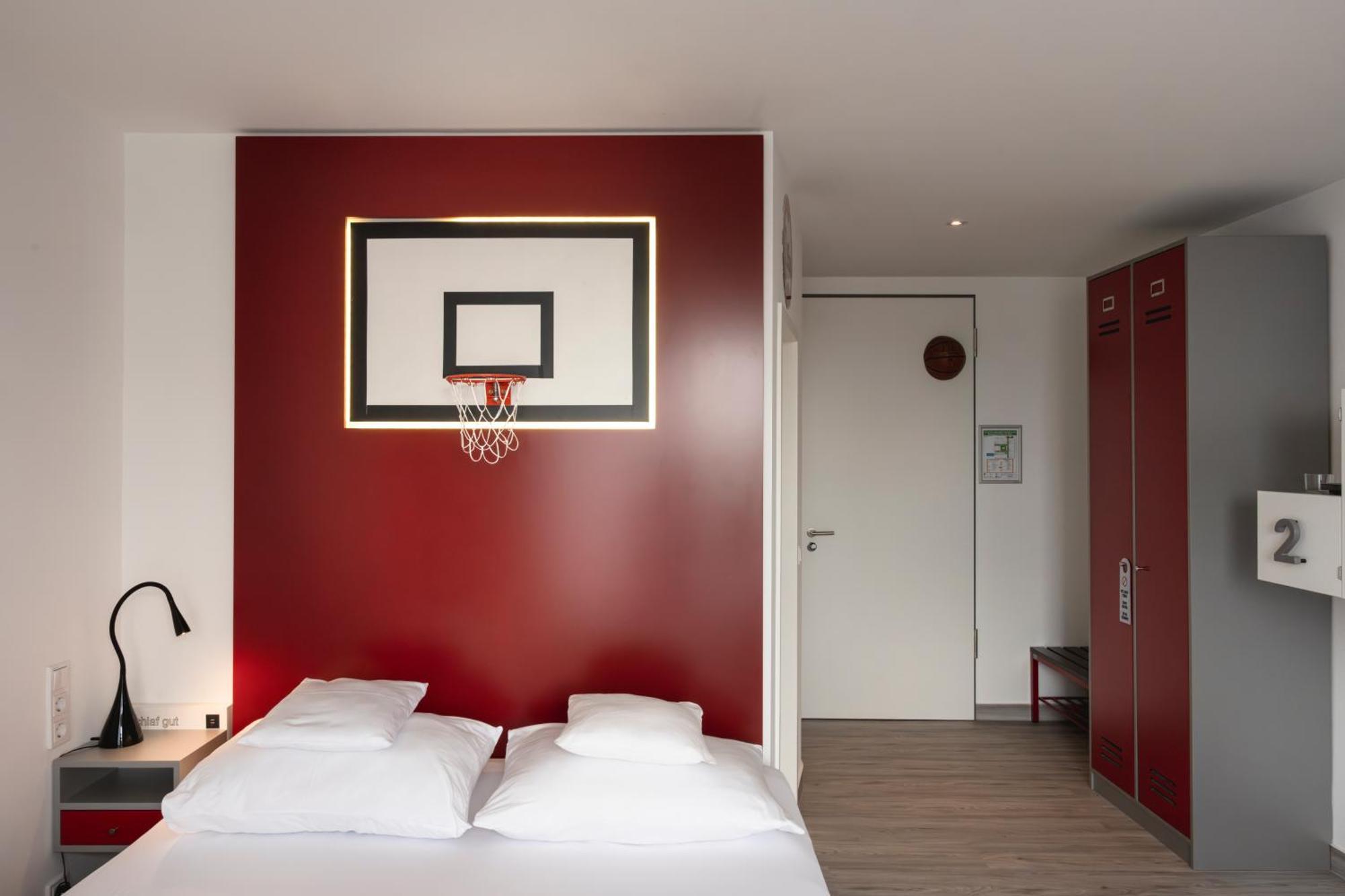 Sport- & Seminarhotel Glockenspitze Altenkirchen  Δωμάτιο φωτογραφία